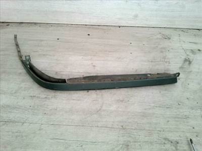 MERCEDES C (W202) 1993-2000 Jobb fényszóró alatti bajusz díszléc