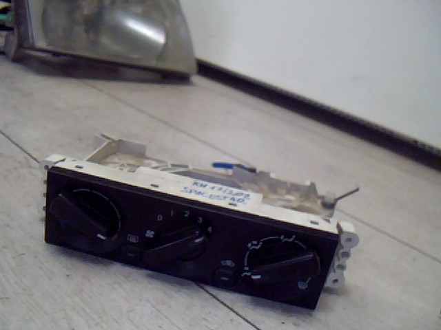 MITSUBISHI Space Star 1999.06.01-2000.08.31 Fűtés vezérlő panel 1. kép