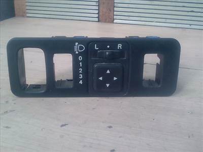 MITSUBISHI Space Star 2000.09.01-2004.12.03 Elektromos tükör állító kapcsoló