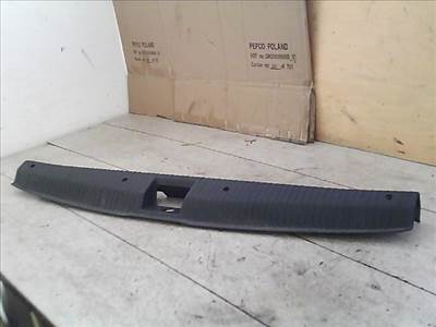 OPEL CORSA C 00-06 Csomagtérajtó burkolat alsó