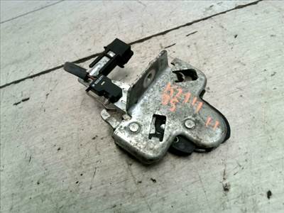 SAAB 9-5 97.09-01.08 Csomagtérajtó zárszerkezet