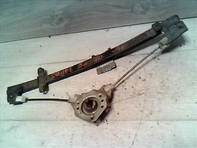 SUZUKI SWIFT 96-05 Jobb hátsó ablakemelő szerkezet mechanikus