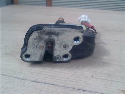 TOYOTA CARINA E 92.04-97.07 Jobb hátsó ajtó zárszerkezet központi záras