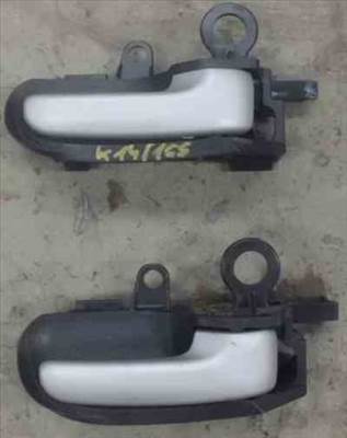 TOYOTA YARIS VERSO 00-05 Jobb első belső kilincs