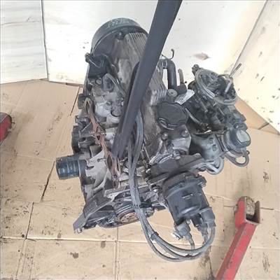 SUZUKI SWIFT 96-05 Motor. benzin fűzött blokk hengerfejjel