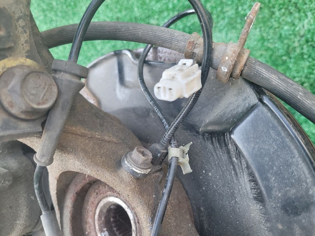 SUZUKI SWIFT III Jobb Gólyaláb Csonkállvánnyal 4160162J11 4511162j10 6. kép