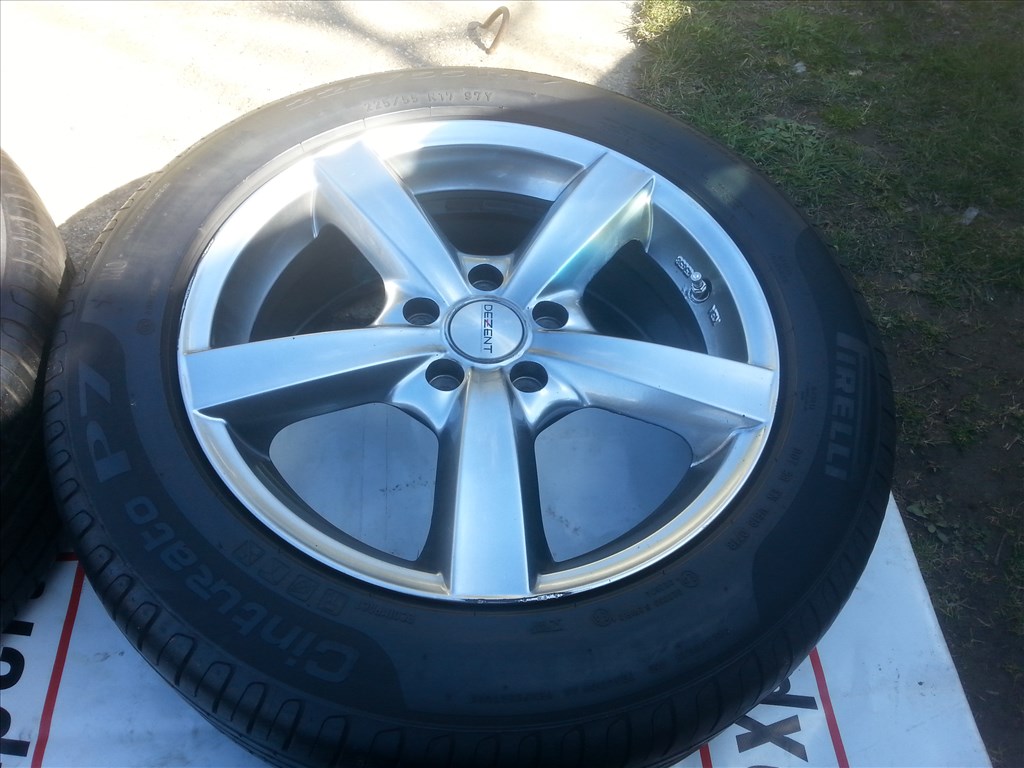 17" gyári Mercedes GLA 245G újszerű alufelni 225/55 Pirelli nyári gumival 4. kép