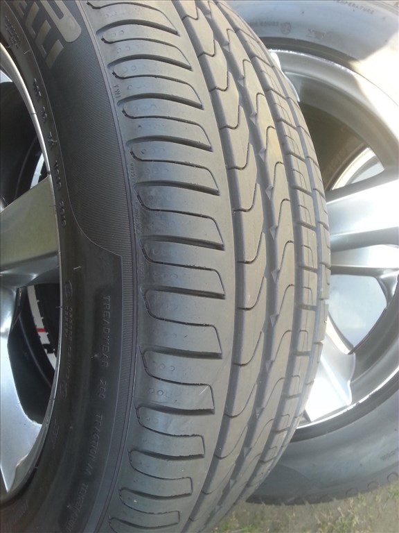 17" gyári Mercedes GLA 245G újszerű alufelni 225/55 Pirelli nyári gumival 8. kép