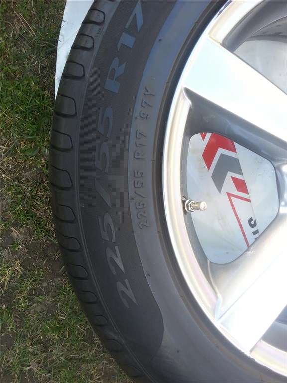 17" gyári Mercedes GLA 245G újszerű alufelni 225/55 Pirelli nyári gumival 11. kép