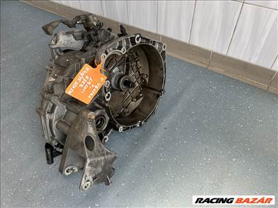 Opel Vectra C 1.9 CDTI váltó F40