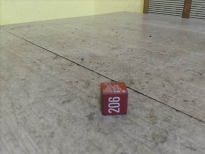 AUDI 100 90-94 Relé