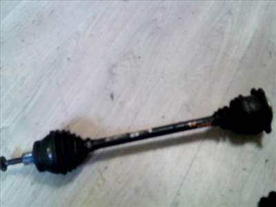 AUDI A4 01-04 Jobb első féltengely