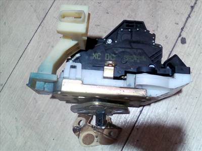 FORD MONDEO 01-07 Jobb hátsó ajtó zárszerkezet központi záras