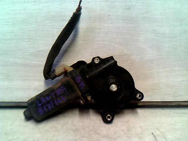 HYUNDAI LANTRA 96- Bal hátsó ablakemelő motor 1. kép