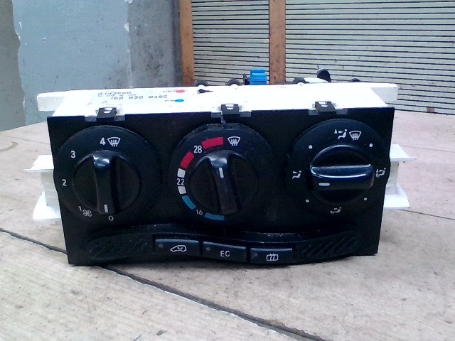 MERCEDES A170 Fűtés vezérlő panel 1. kép