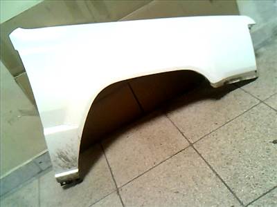 MITSUBISHI L200 Jobb első sárvédő