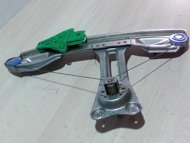 OPEL Astra J/1 2009.09.01-2012.08.31 Jobb hátsó ablakemelő szerkezet mechanikus 1. kép