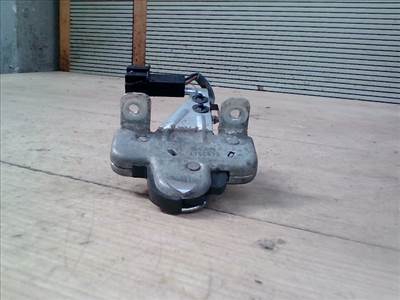 SAAB 9-5 97.09-01.08 Csomagtérajtó zárszerkezet