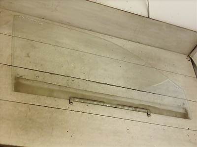 SUZUKI SWIFT 96-05 Jobb első ajtóüveg