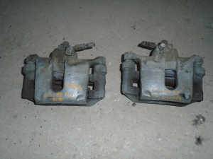 SUZUKI SWIFT 96-05 Jobb első féknyereg munkahengerrel