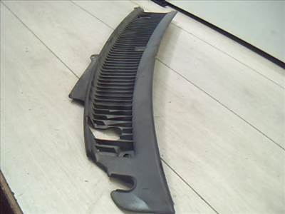 SUZUKI SWIFT 96-05 Levélrács