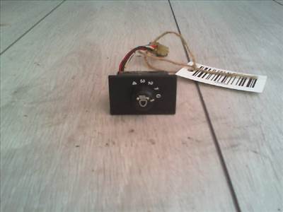 SUZUKI SWIFT 96-05 VILÁGÍTÁS MAGASSÁG ÁLLÍTÓ KAPCSOLÓ 