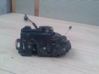 VOLKSWAGEN GOLF IV. Bal hátsó ajtó zárszerkezet központi záras