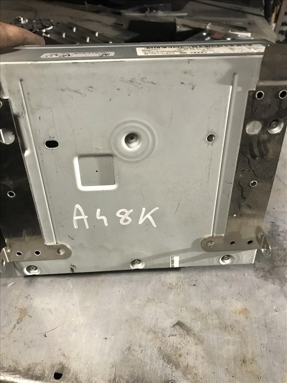 Audi A4 (B8 - 8K) erősítő  4f0035541l 3. kép