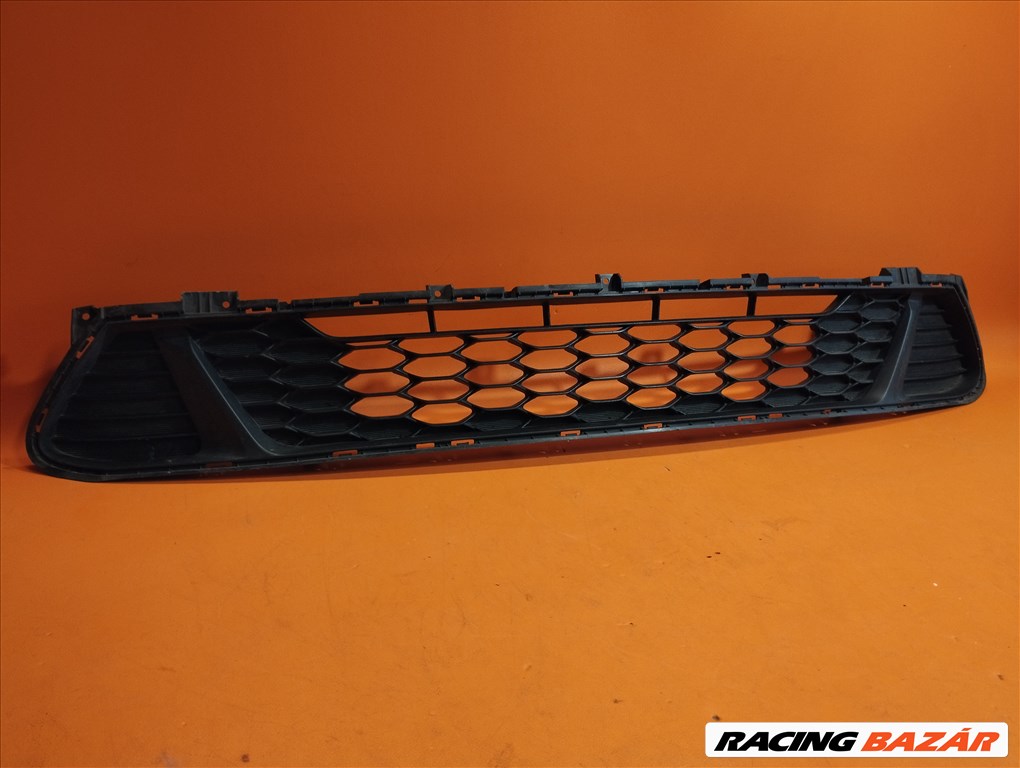 Kia Ceed 3 alsó hűtőrács 86560-J7000 (L.15.717R) 1. kép