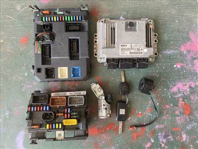 Citroën C3 Picasso C3 1.6 HDI 9H01 ECU szett 9664843780