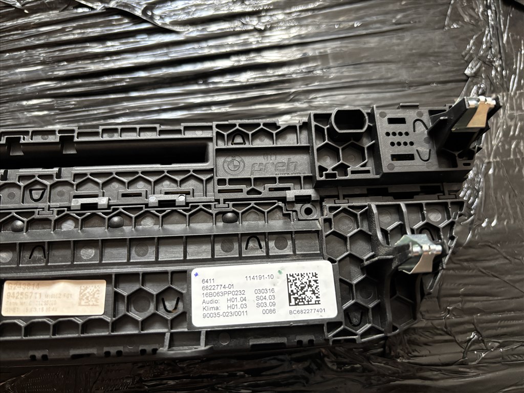 BMW 7-es sorozat G11/G12 fűtés klíma vezérlő panel 6822774 9. kép