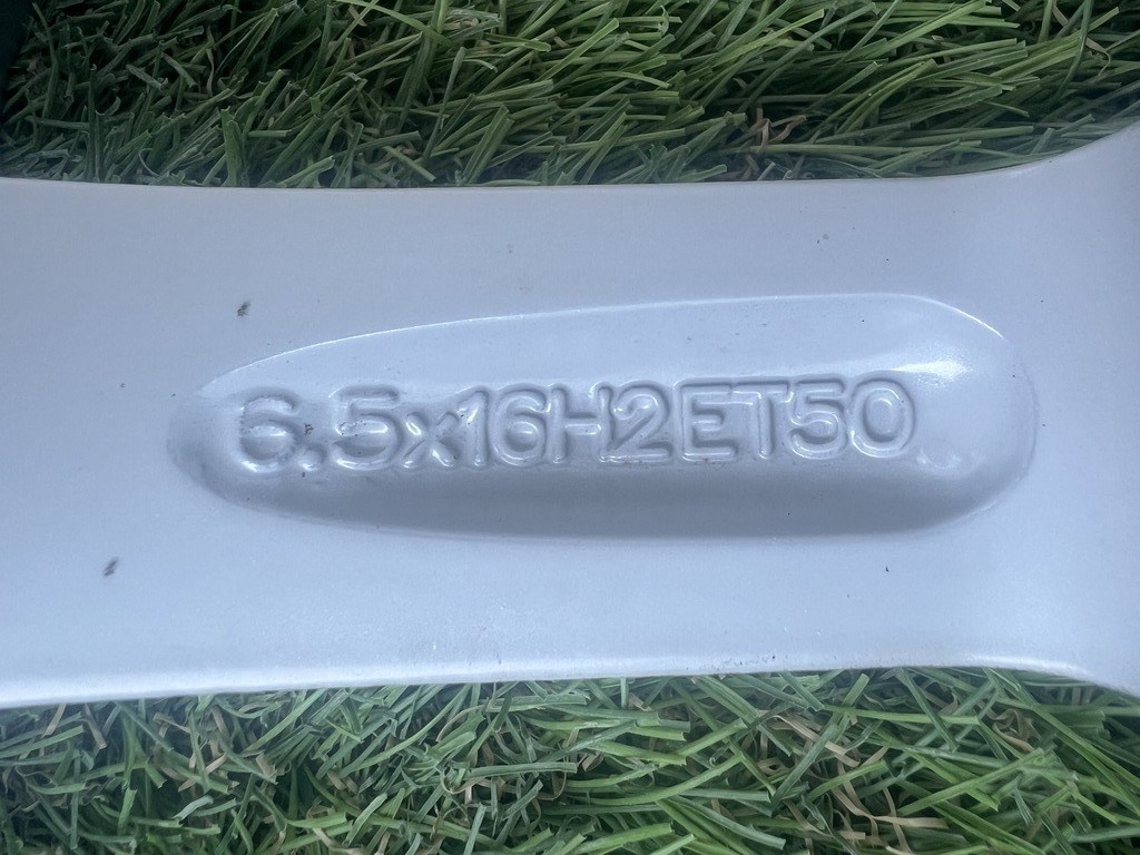 5x112 16" Seat gyári alufelni 6,5Jx16h2 ET50 7. kép