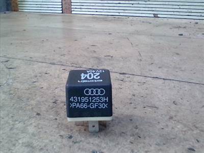 AUDI A4 98-01 Relé