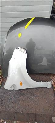 Nissan Micra VI Jobb első sárvédő 