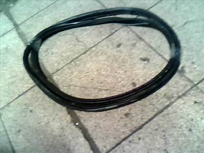 FORD MONDEO 01-07 Bal hátsó ajtó kéder gumi