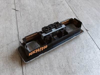 MITSUBISHI CARISMA 95.05-99.07 Utastér világítás első