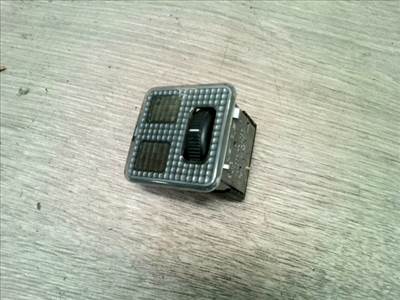 PEUGEOT PARTNER -02 Utastér világítás hátsó