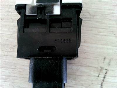 SUZUKI Celerio 2014.03.01- Fényszórómagasság állító kapcsoló