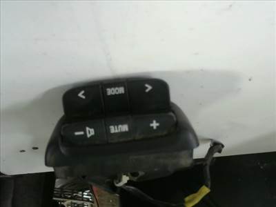 SUZUKI LIANA MULTIFUNKCIÓS KORMÁNYKERÉK VEZÉRLŐ