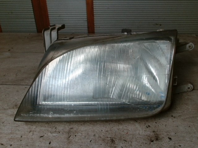 SUZUKI SWIFT 96-05 Bal első fényszóró 1. kép