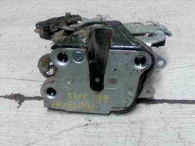 SUZUKI SWIFT 96-05 Jobb hátsó ajtó zárszerkezet mechanikus