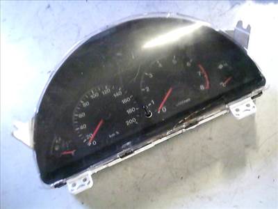 SUZUKI SWIFT 96-05 Kilométeróra