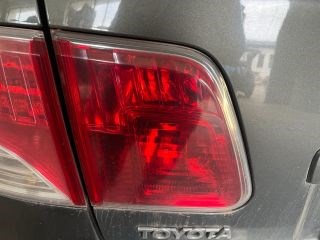 TOYOTA AVENSIS lépcsőshátú (ZRT27, ADT27) Csomagtérajtó Kapcsoló 19. kép