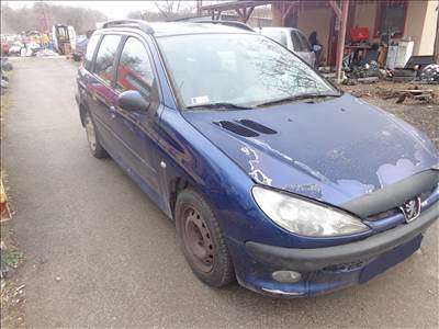 Peugeot 206 bontott alkatrészei