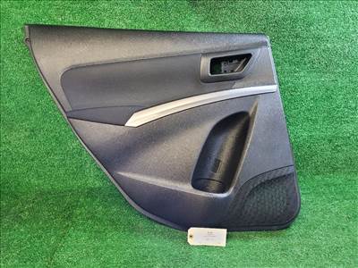 SUZUKI S-CROSS Bal hátsó Ajtó Kárpit 8374261M00 8307561m01