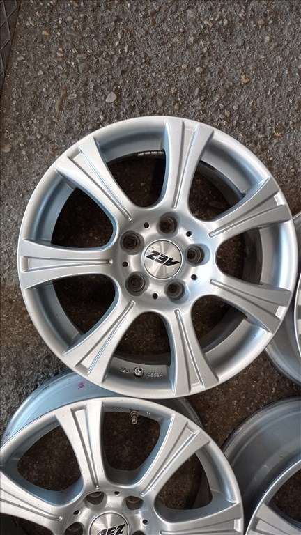  5x112 lyukosztású 7JJ 16" használt RC alufelni 5. kép