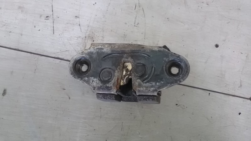 CHRYSLER PT CRUISER 99-06 Csomagtér ajtó zárszerkezet 1. kép