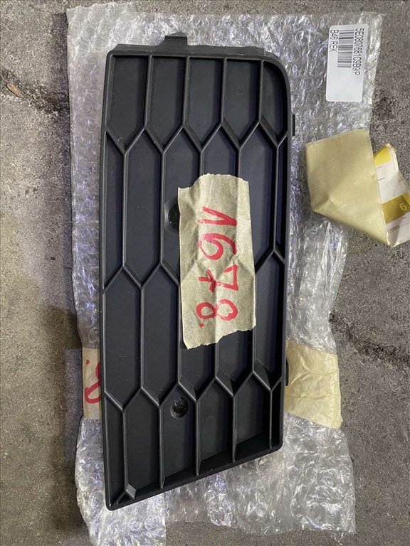 Skoda Oktavia 3. bal első lökhárító burkolat 5e0807681c9b9 1. kép