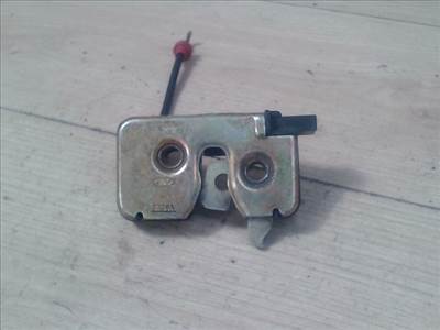 FORD FIESTA 96-99 Csomagtér ajtó zárszerkezet