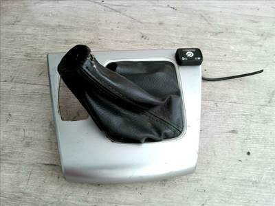 MAZDA 5 2005.06.01-2008.01.31 Váltókar keret